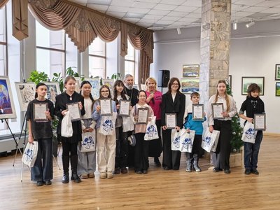 "Красота божьего мира" в творческих работах учащихся отделения изобразительного искусства